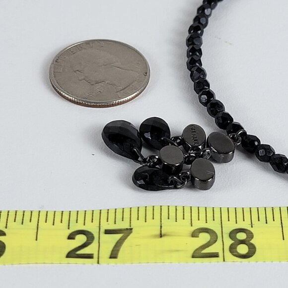 Vintage Carolee Jet Black Glass Collar Necklace 14" Teardrop Pendant Memory Wire - Picture 9 of 9